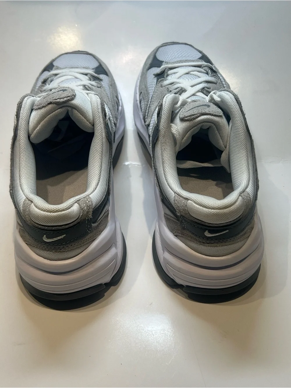 Nike AL8 Women's  Sz 8.5